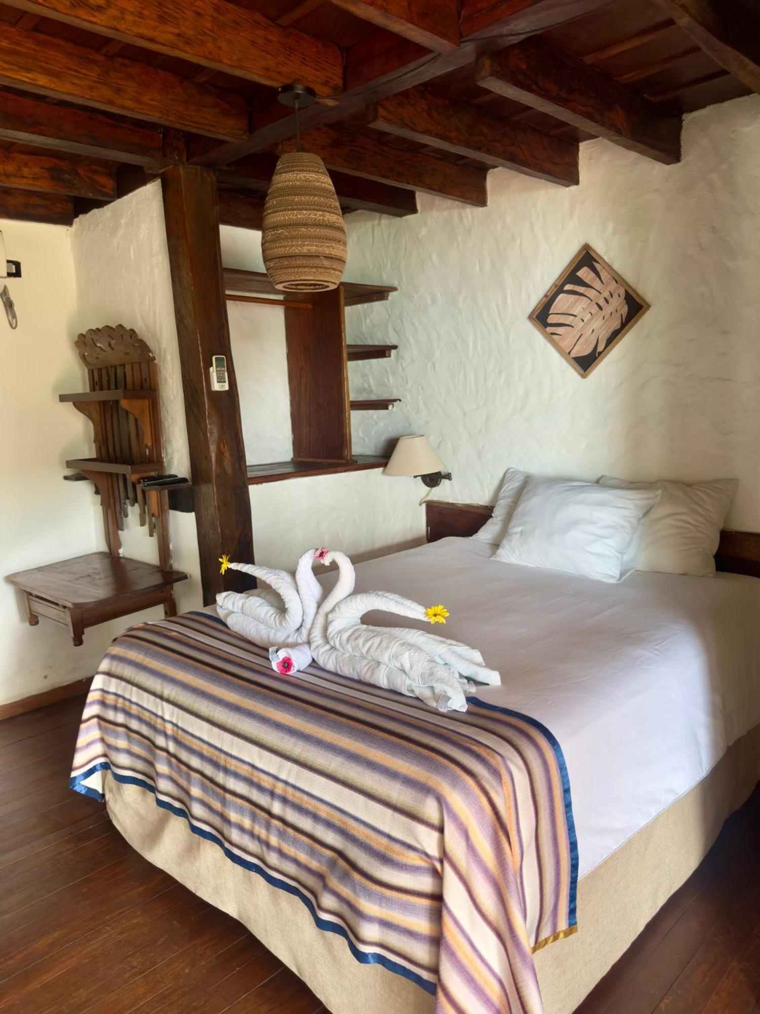 Ranchos De Chalia Panama Hotel ปอร์โตเบโล ภายนอก รูปภาพ